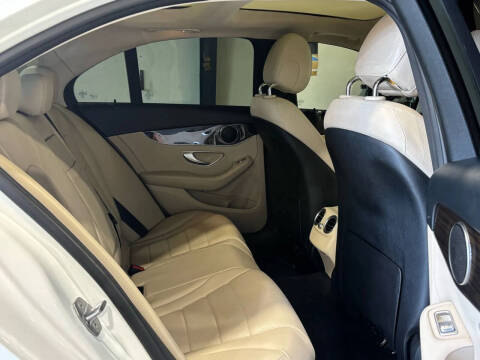 2017 Mercedes-Benz C-Class