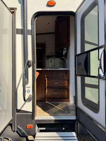 2018 Heartland Pioneer