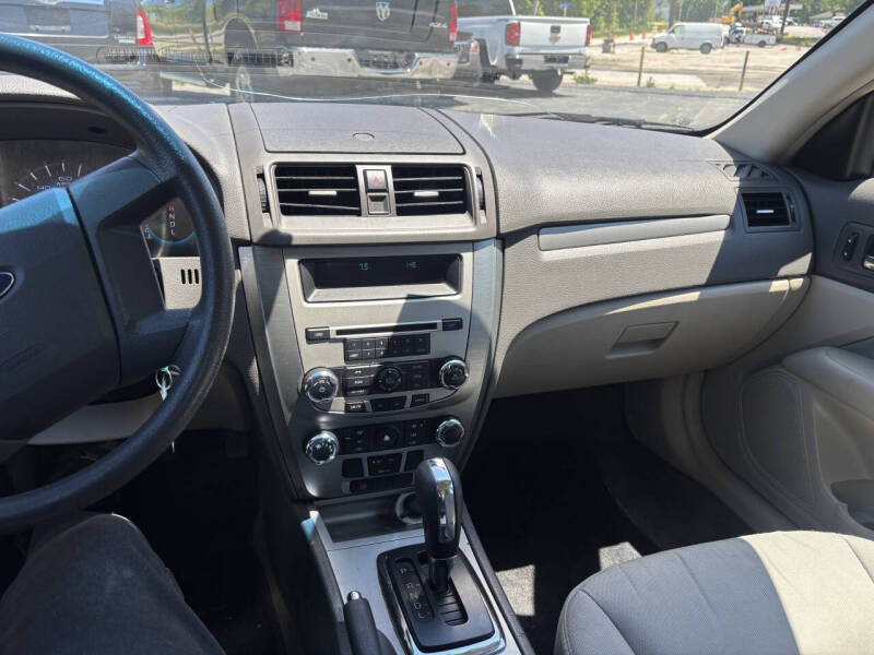 2012 Ford Fusion S
