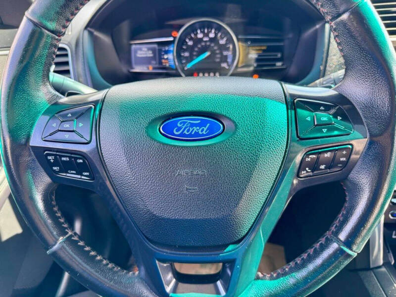 2017 Ford Explorer Sport