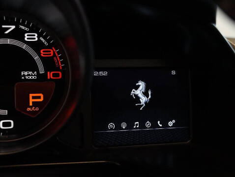 2021 Ferrari 812 GTS