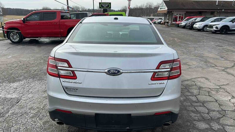 2018 Ford Taurus Limited