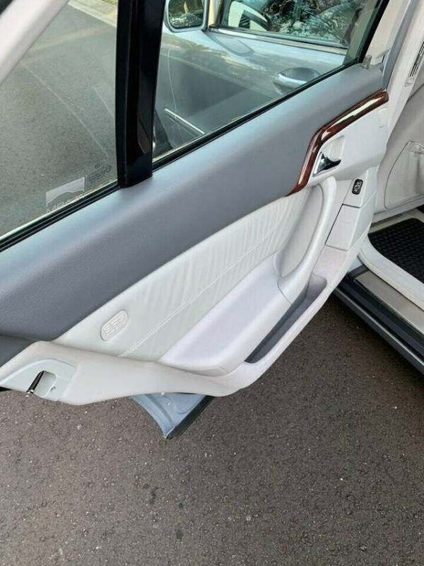 2000 Mercedes-Benz S-Class S 500