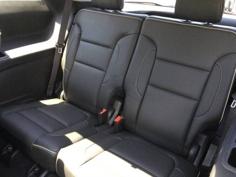 2017 GMC Acadia Denali