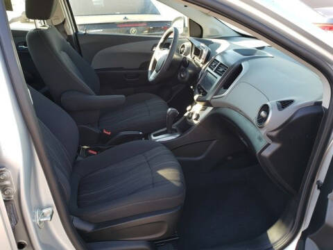 2016 Chevrolet Sonic LT Auto