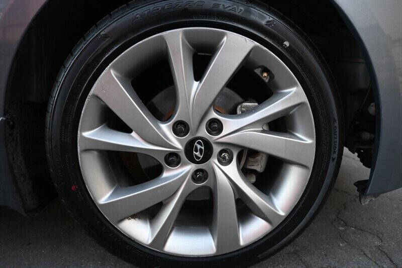 2017 Hyundai Veloster