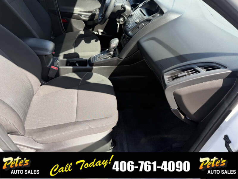2017 Ford Focus SE