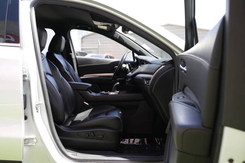 2021 Cadillac XT4 Premium Luxury