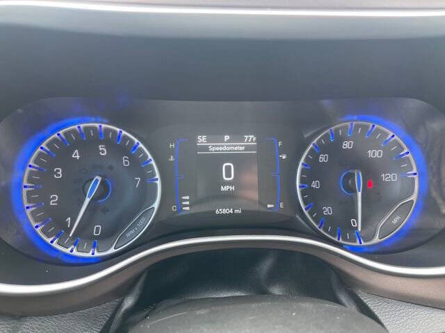 2021 Chrysler Voyager LX