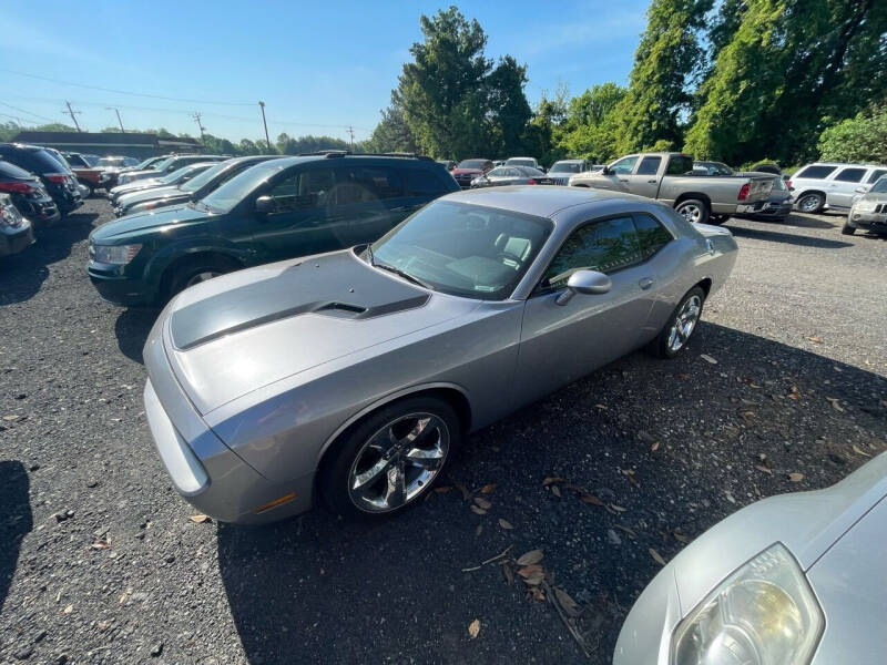 2013 Dodge Challenger SXT Plus