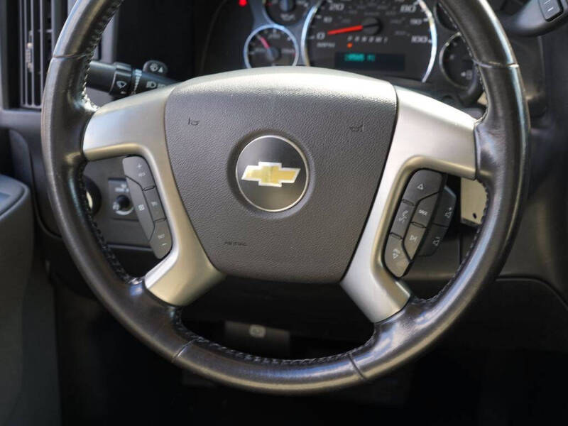2017 Chevrolet Express 2500