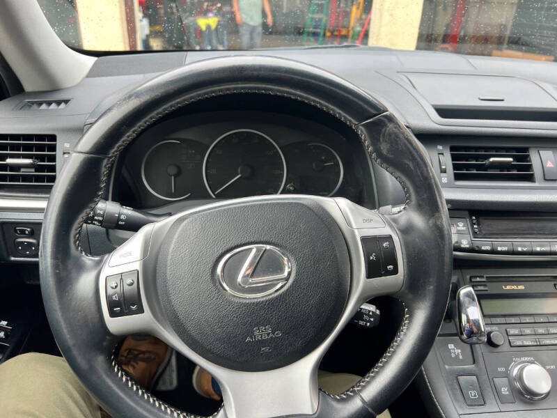 2012 Lexus CT 200h Premium