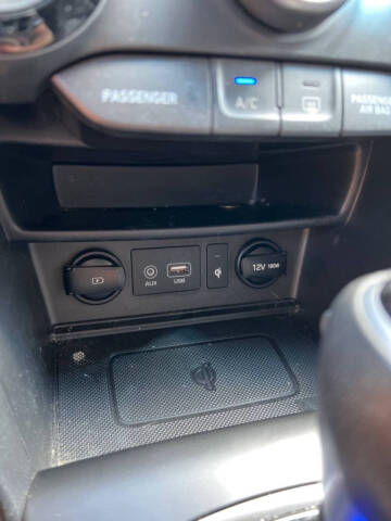 2021 Hyundai Kona SEL Plus