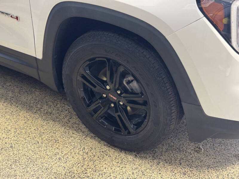 2023 GMC Terrain AT4