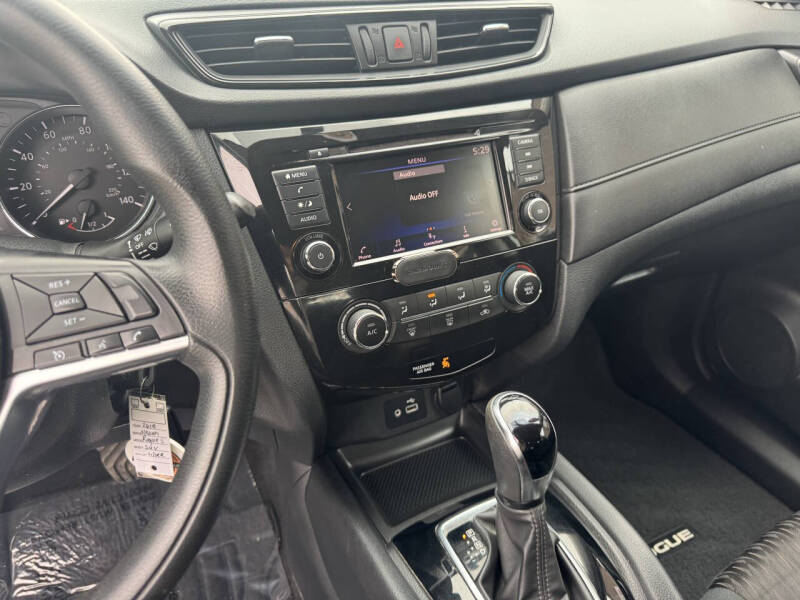 2018 Nissan Rogue S