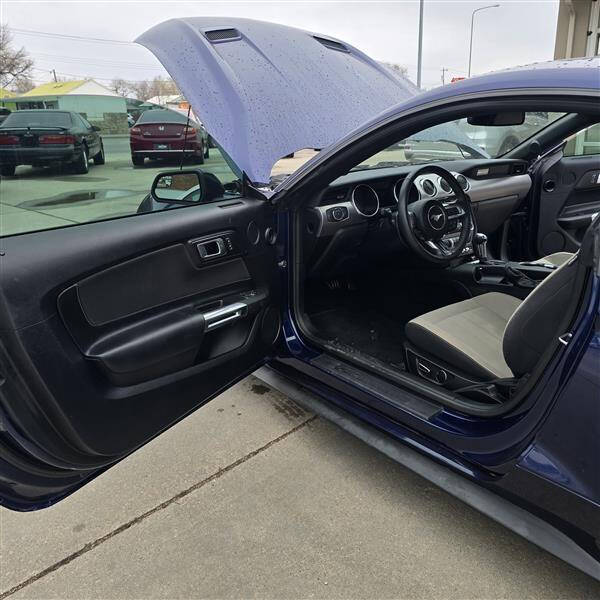 2019 Ford Mustang EcoBoost