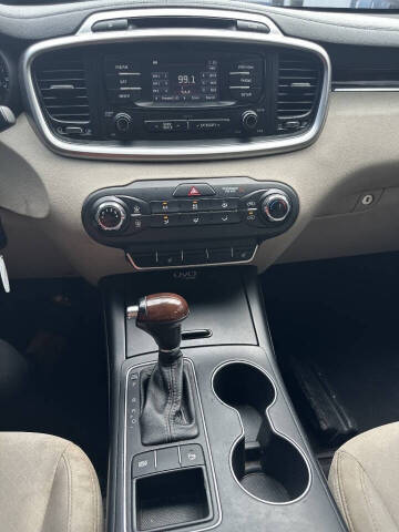 2016 Kia Sorento LX