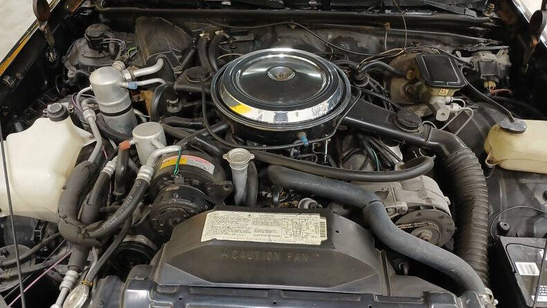 1983 Oldsmobile Cutlass Calais Hurst