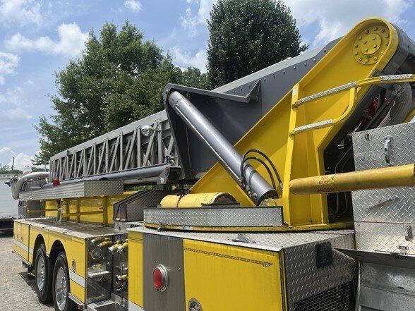 1988 Sutphen Ladder