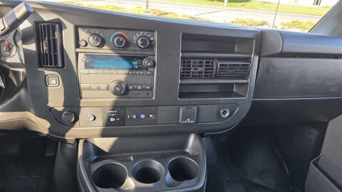 2023 Chevrolet Express 2500