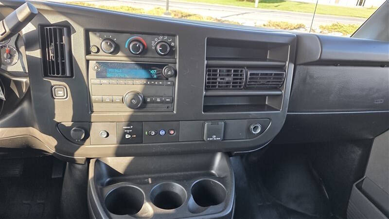 2023 Chevrolet Express 2500