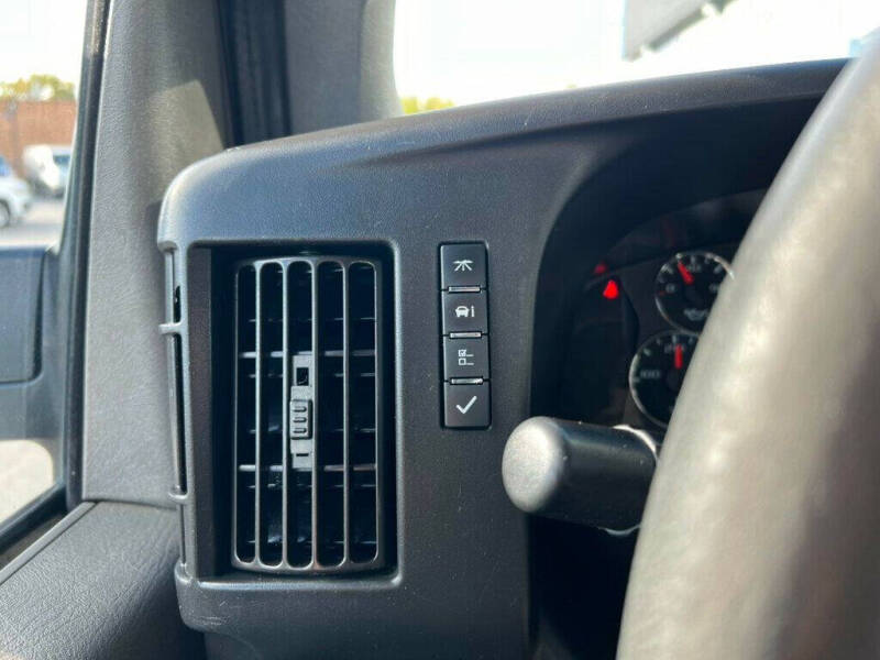 2020 GMC Savana 2500