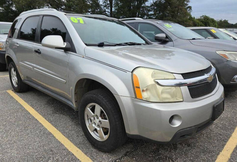 2007 Chevrolet Equinox LT photo 2