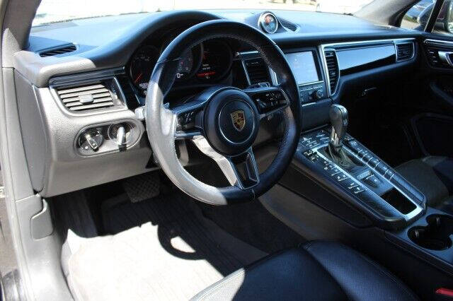 2016 Porsche Macan S