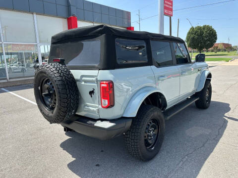 2022 Ford Bronco Black Diamond