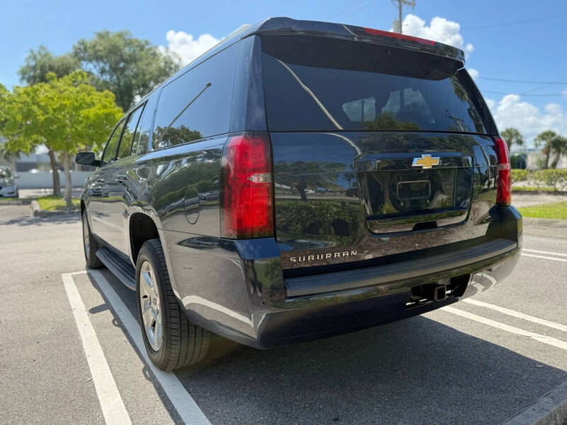 2018 Chevrolet Suburban LT