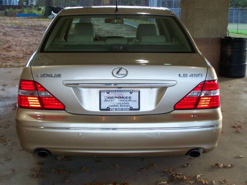 2004 Lexus LS 430