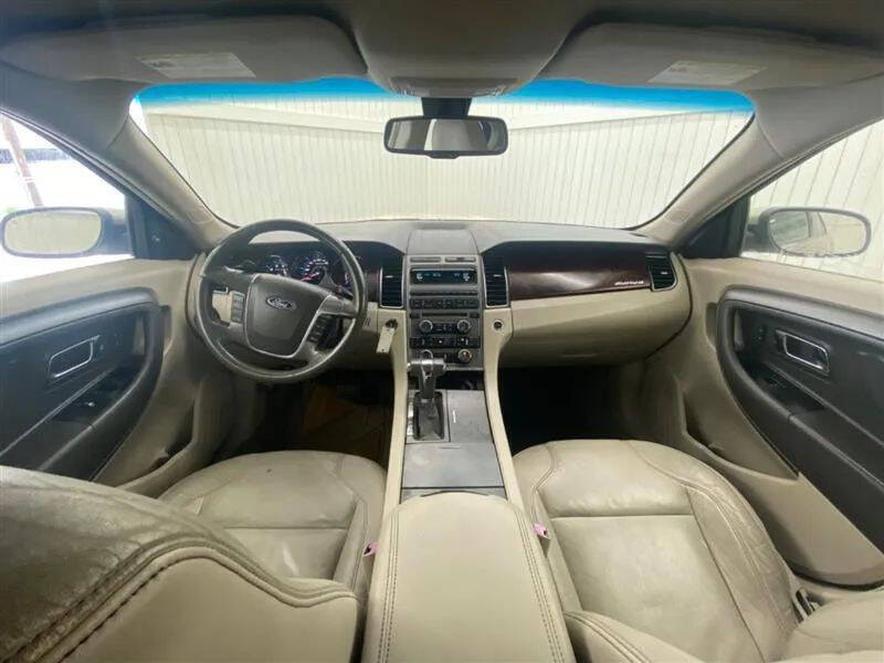 2010 Ford Taurus SEL