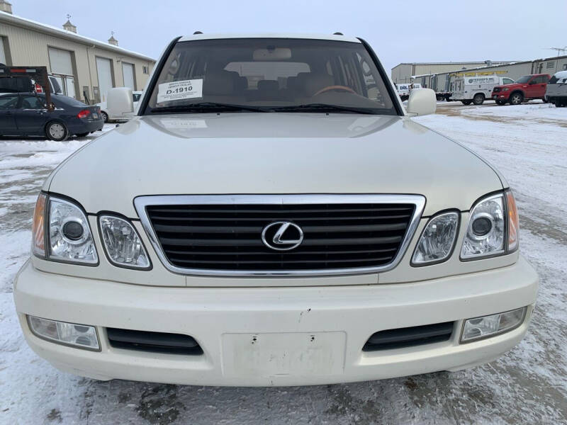 2000 Lexus LX 470 for sale at Star Motors in Brookings SD