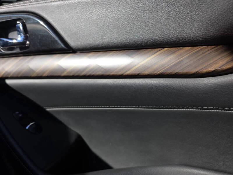 2017 Nissan Maxima Platinum