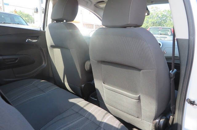 2017 Chevrolet Sonic LT Auto