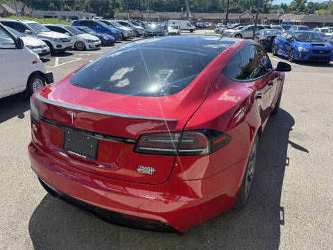 2022 Tesla Model S Plaid