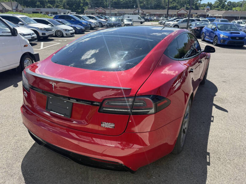 2022 Tesla Model S Plaid