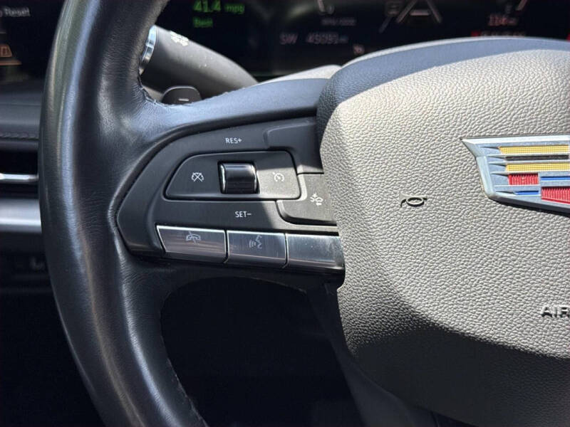 2024 Cadillac XT4 Premium Luxury