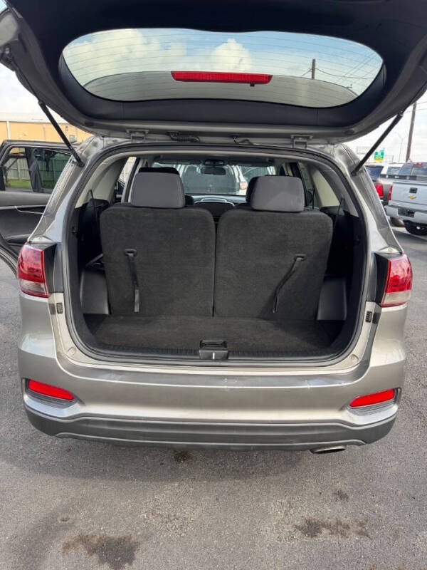 2019 Kia Sorento LX