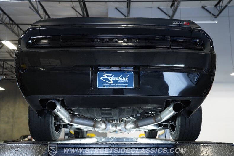 2010 Dodge Challenger SRT8