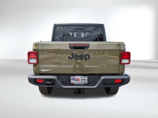 2025 Jeep Gladiator Sport S