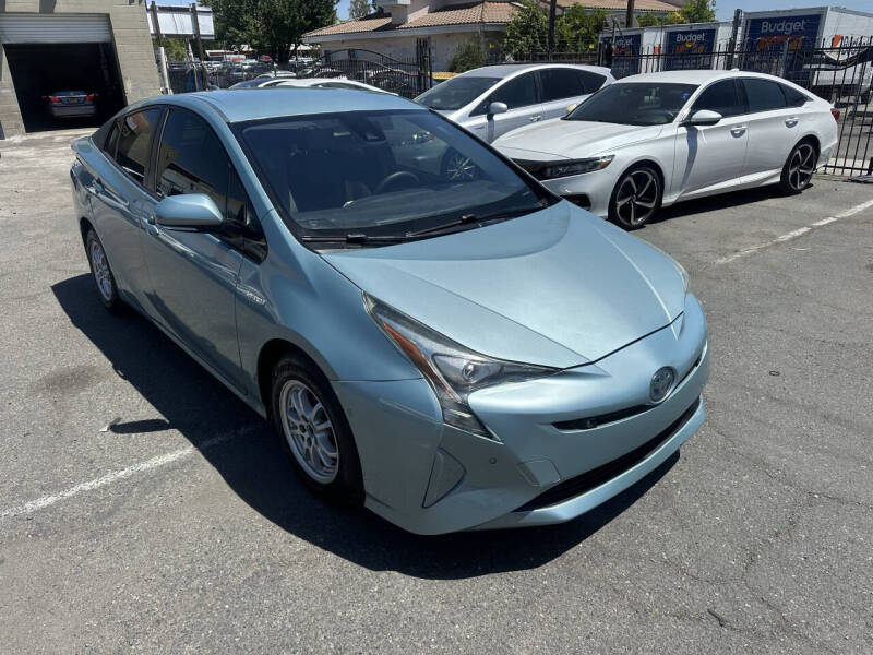 2017 Toyota Prius Two