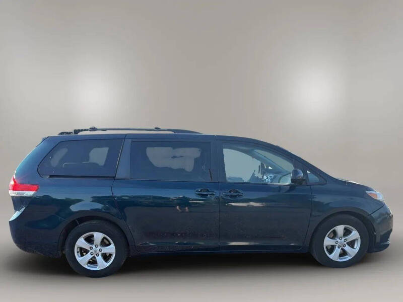 2011 Toyota Sienna