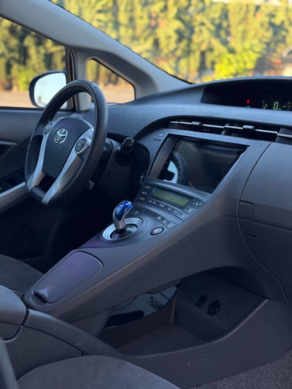 2011 Toyota Prius Two