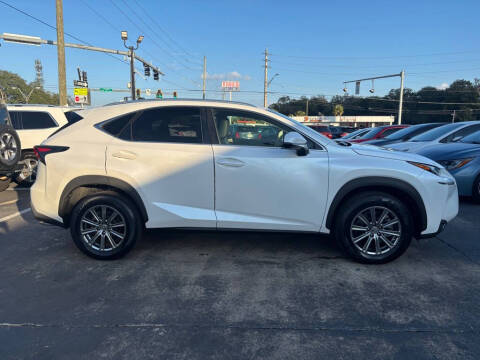 2017 Lexus NX 200t