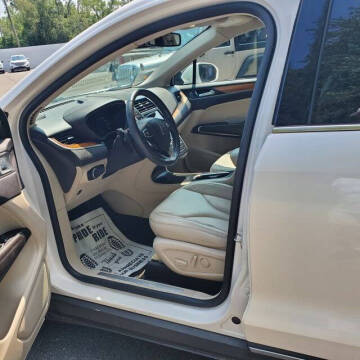 2017 Lincoln MKC Select