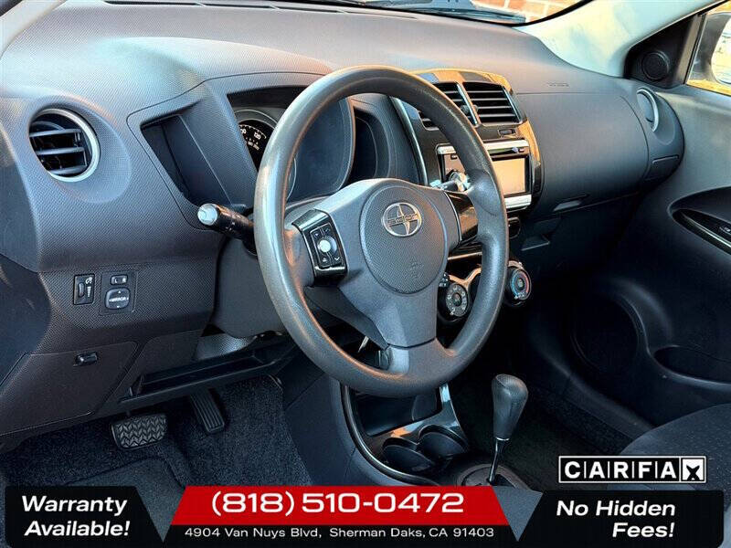 2010 Scion xD