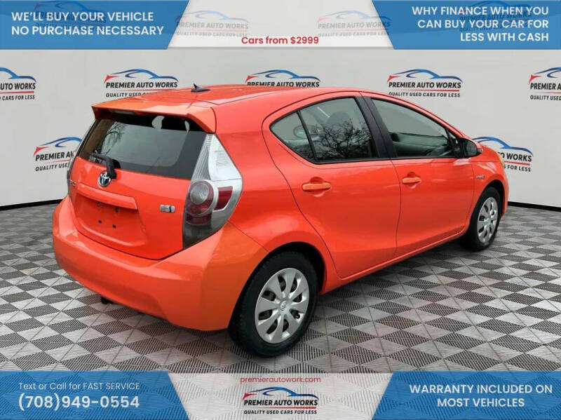2013 Toyota Prius c