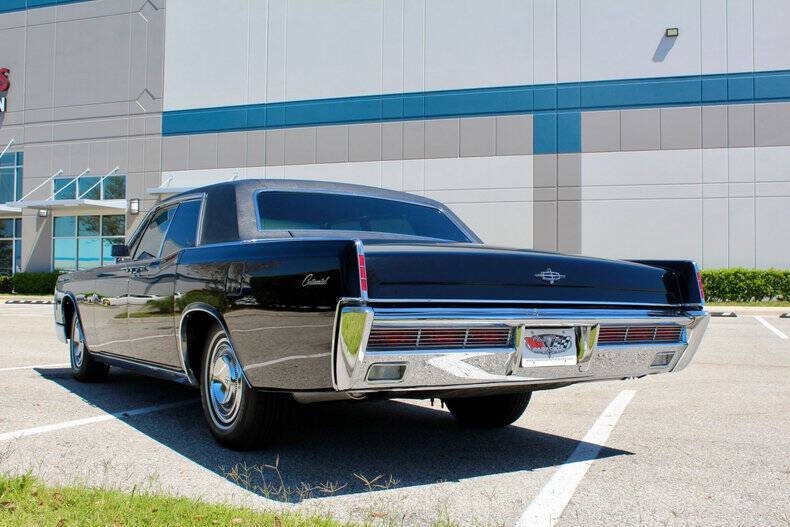 1966 Lincoln Continental