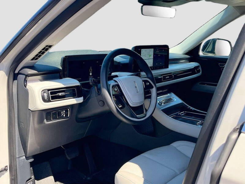 2025 Lincoln Aviator Premiere